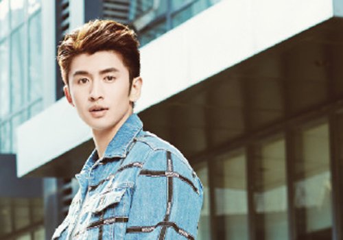 ����ͨ����ʲô���ķ��ͻ��԰�һЩ �����̷����ͻ��иķ�ɫ����