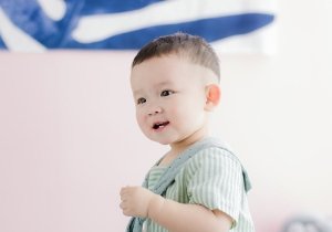 һ���б���ͷ���ٶ�Ҳ�ܺ����� ����ͯ���³��̷���ư���ñ��