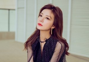 ����ͷ�������ϴͷ��һ�������죬�＾Ů�����źô������̷�β����