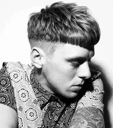 西瓜头适合什么脸型的男生 男生西瓜头照片