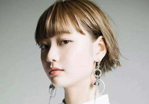 ϲ���������ҲҪ���ܳ���С�Ķ̷� �ʺϴ������Ů���̷���Ʒ��