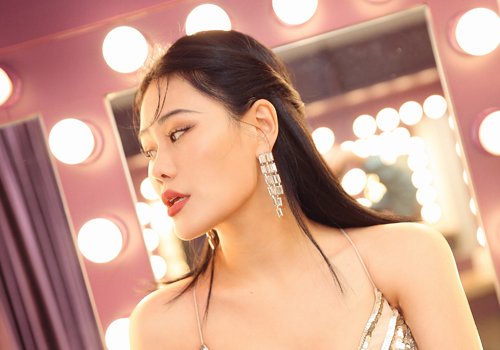 ֱ��Ů������ͷ���� ͷ��ɢ����Ʈ����̫������������ź�