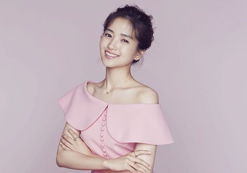 �ܾ�������������Ů���¿����������̷���ƣ�����Ҳ�ܱ�Ů��