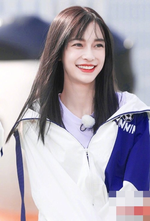 剪短刘海适合什么样长发 人见人爱的长直发搭大脸型