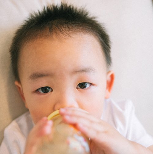 发型师安利几款一岁男宝宝短发发型 简单时尚短发让小男孩好萌