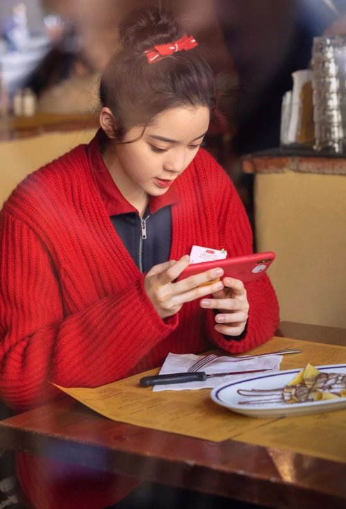 ����Ů����������ͷ�� Ů������ʱ����������