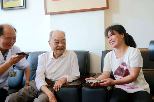 �����С����ֲ��˭�� ��Եı�������β������Ӱ