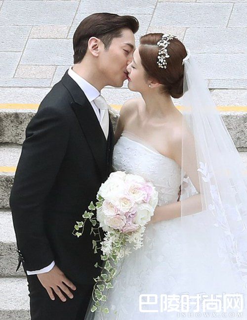 ����϶ӳ�eric���� ���Eric�ķ�˿ת�ɺڷ�