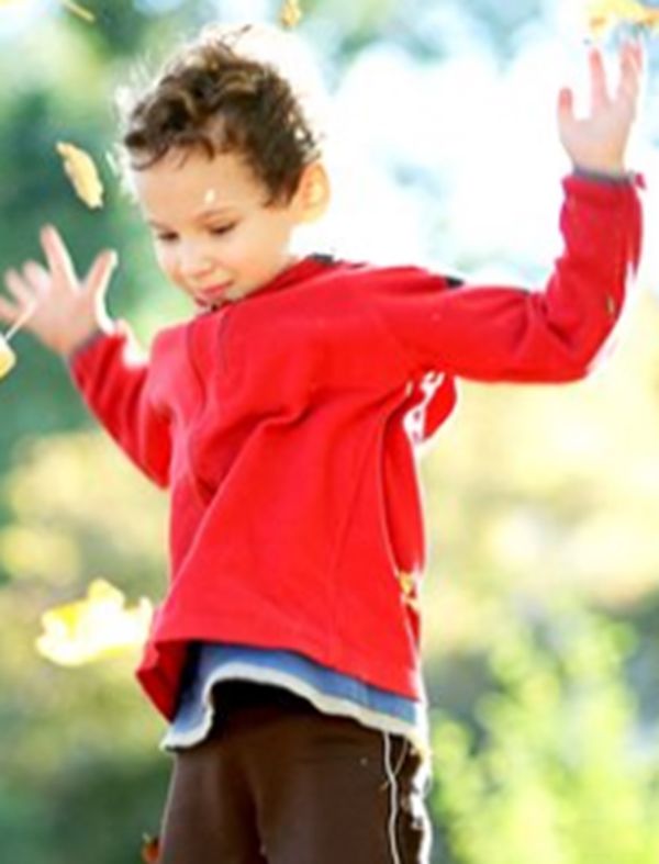 自闭症是什么意思 自闭症的孩子有哪些表现症状