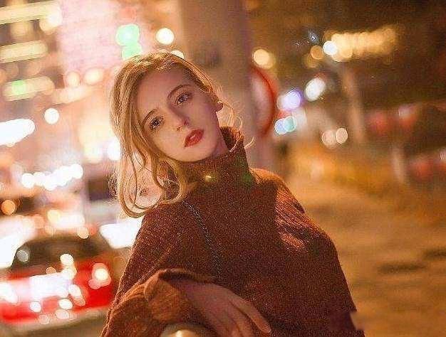 ڿŮ˿ Ůһϡȱ