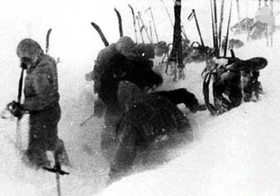 1959�����������ɽ��������ʲô dyatlov�¼�δ��֮��