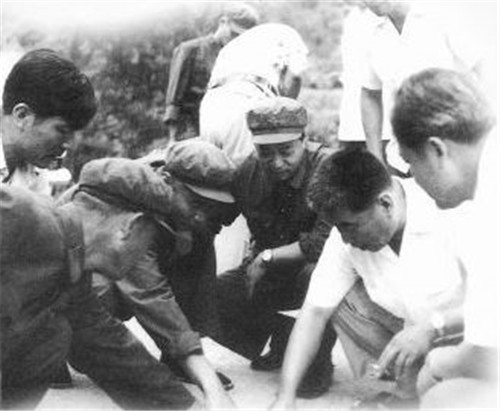 ������������ʼĩ ������ָ�������˷��ﾭ��