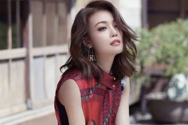 ������������ϼ�� ���Ӣ�����Ƶĳ���ǰ�߸���