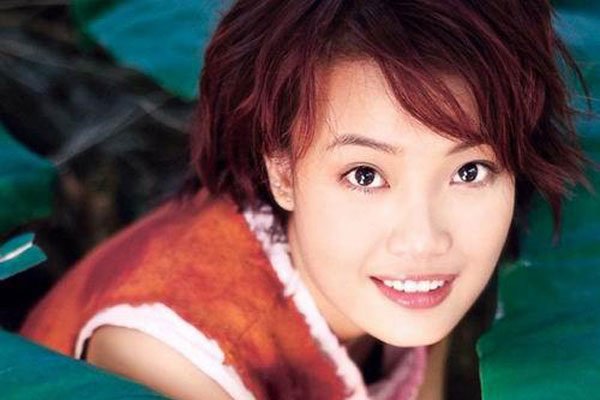 ������������ϼ�� ���Ӣ�����Ƶĳ���ǰ�߸���