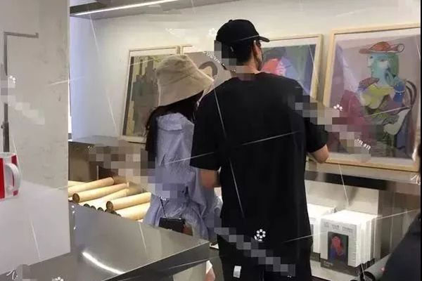 ����κ��ѫ������������ô���� ʲôʱ����һ��ĸ���������