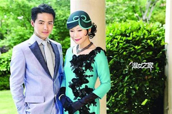 马天宇和老婆结婚照 倒是希望他真的结婚生子了