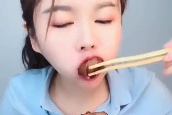 大胃王红姐为什么能吃那么多 工作能够重塑一个人的胃