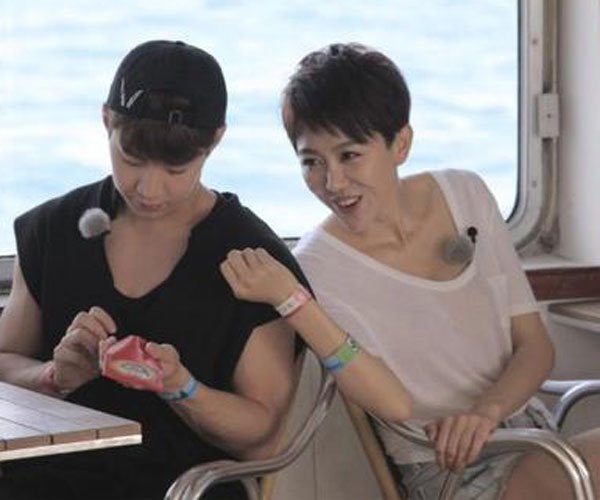 ����Ӿװ������ҵ��ͼƬ Ӿװ�ձ���־�ỹ��