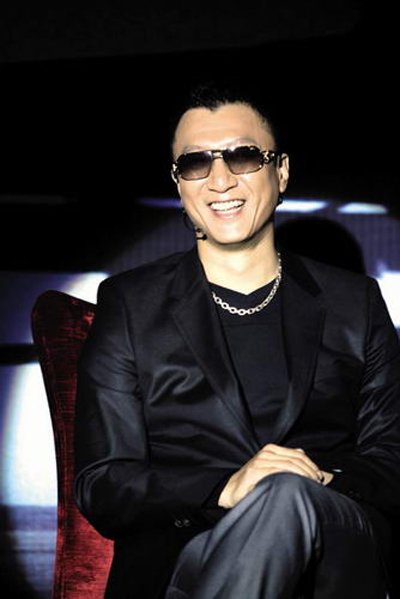 ����׵�ǰŮ����˭ ǰŮ����ɺ��Ƭ