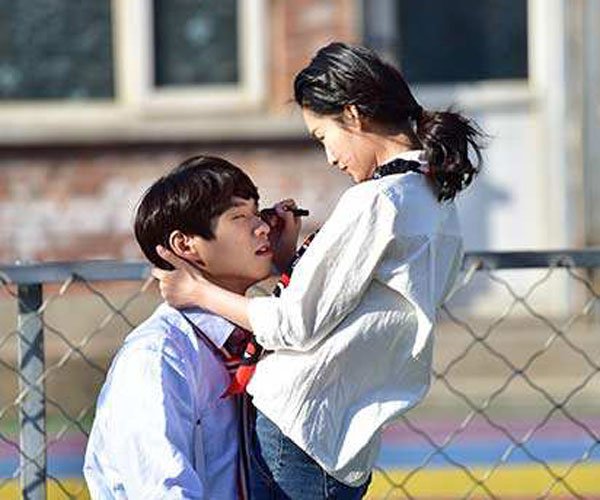 魏大勋和李沁的恋情是真的吗 综艺节目叫什么关系如何