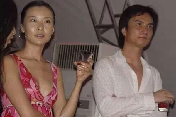 ���ֿ���������� ���Ӷ�������������ȴ���ǲ�������