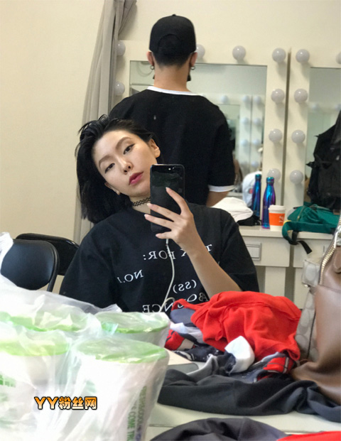 ��Ѫ��������������ǰզû��������Ƭ��˭ �����Ÿ�������΢��