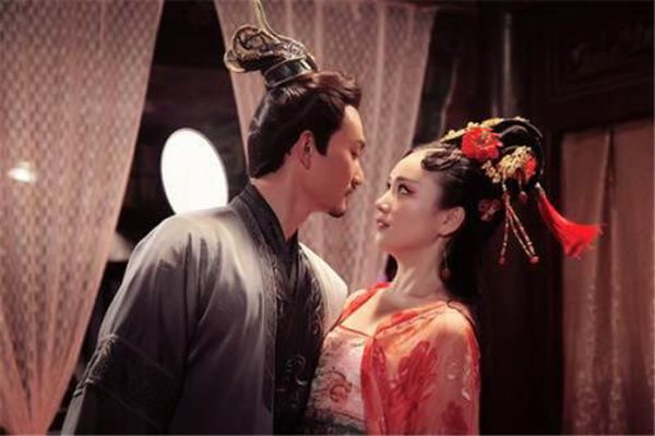 �й��Ŵ������޺����� ���ܶ����Ͷ�������������Ů��