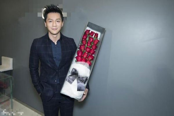 �����ʯͷʲô�� ÿ�ζ��ܼ���ͬ��״�İ�������