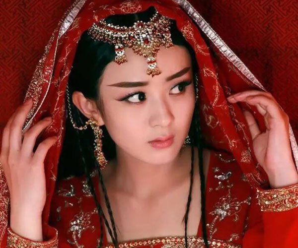 赵丽颖床咚激吻 冯绍峰有外遇吗?人品令人堪忧