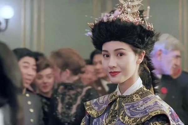 ��������峯��װ��ʲô��Ӱ ����Ůʱ�����ľ���