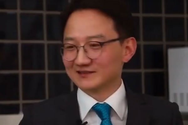 ţ���������ּ���Ϊʲô���� ǰ��թƭ����˭�ĵ���