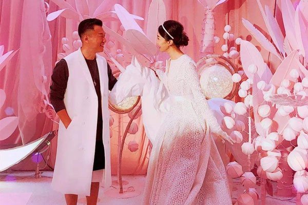 孙红雷王骏迪怎么认识的 圈外人求婚怎么在一起的