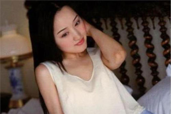 杨钰莹的红楼事件是怎么回事 至今为何没人敢娶