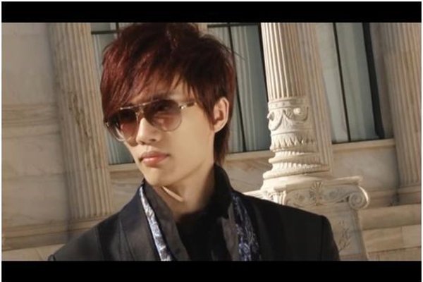 ���Զ������ĸ� ������Ϊ�������������������˷���