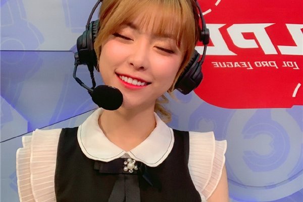 黷Ŵ߶Ƭ ΪӢŮ˵Ȼܹע