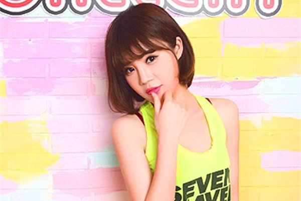 妃凌雪和菊花什么关系是情侣嘛 因工作态度不合间隙很深