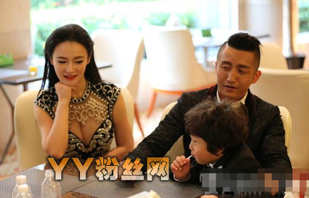 冉莹颖大尺度照片胸好大身材傲人 整容前后照片对比