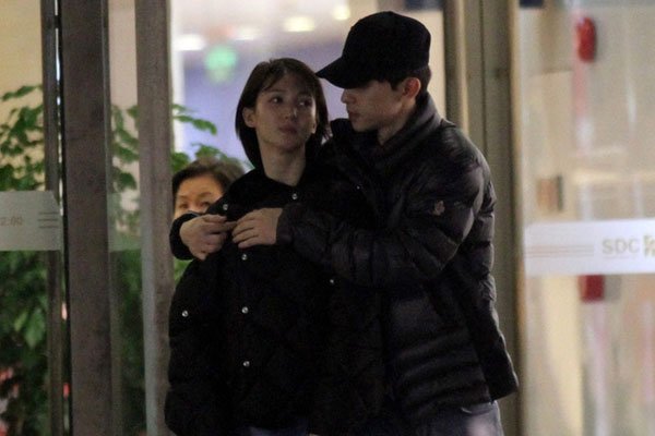 ���׽�һҹδͣ�¼� ���׺������������޷�����