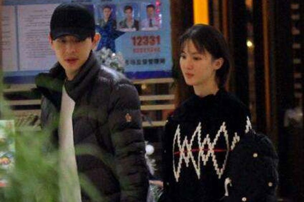 ���׽�һҹδͣ�¼� ���׺������������޷�����