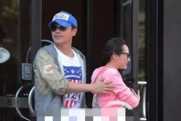 ��˼��ҹ����λŮ��Ա��˭ ��Ů��欵�����������