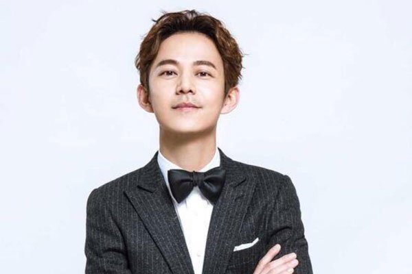 何炅同志是真的吗 隐婚对象是李维嘉吗