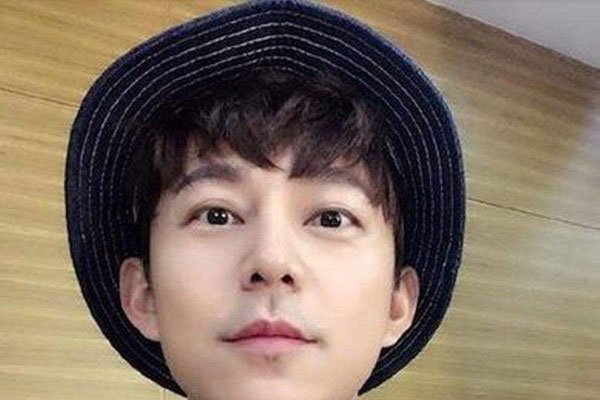 何炅同志是真的吗 隐婚对象是李维嘉吗