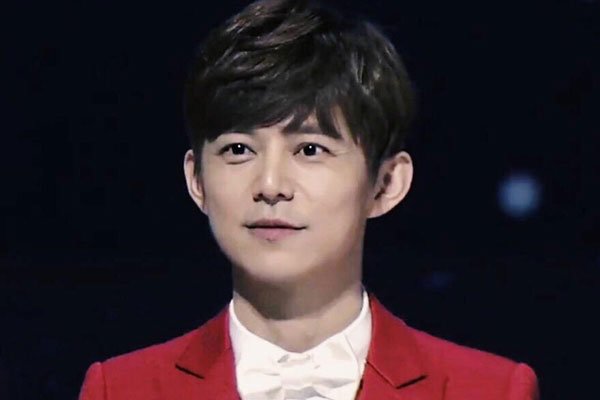 何炅同志是真的吗 隐婚对象是李维嘉吗