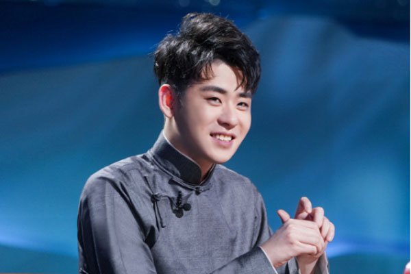 曹云金很狂傲唯独对张云雷 相声界最帅的人到底是谁