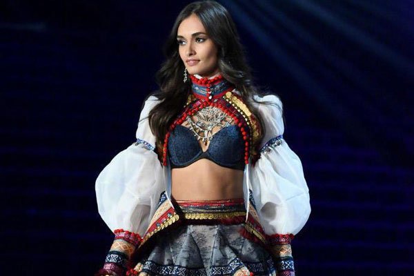 ������ά��ˤ���¼�����������˭ ����������ģ�ر�������