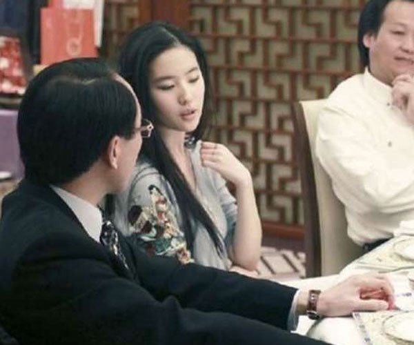 �½����������ʲô��ϵ �½�ɺ������ʲô��ϵ