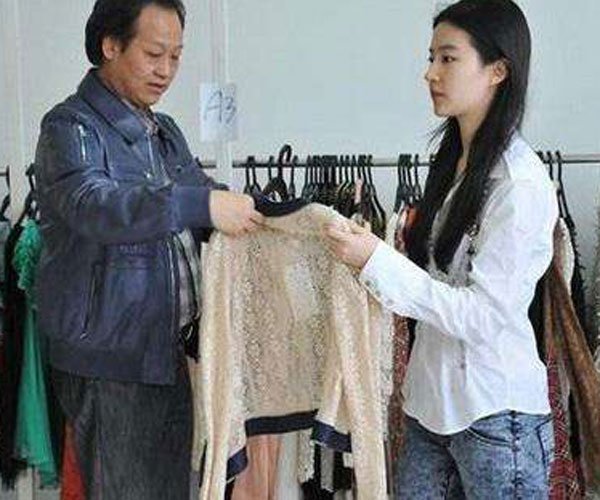 �½����������ʲô��ϵ �½�ɺ������ʲô��ϵ