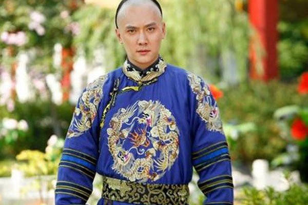 冯绍峰绯闻为什么那么多 合作的女演员太多总有CP绯闻