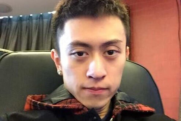 �ط����λû��˼��� ����ү����Ϸ��Ǯ��ͬʱҲ��Ǯ��׬��