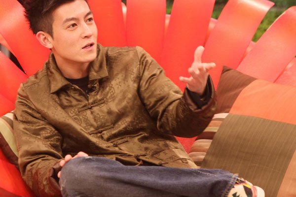 Ӧ�ɶ��¹�ϣ����ʷ ����Ʒ������С��ϲ����Ů��